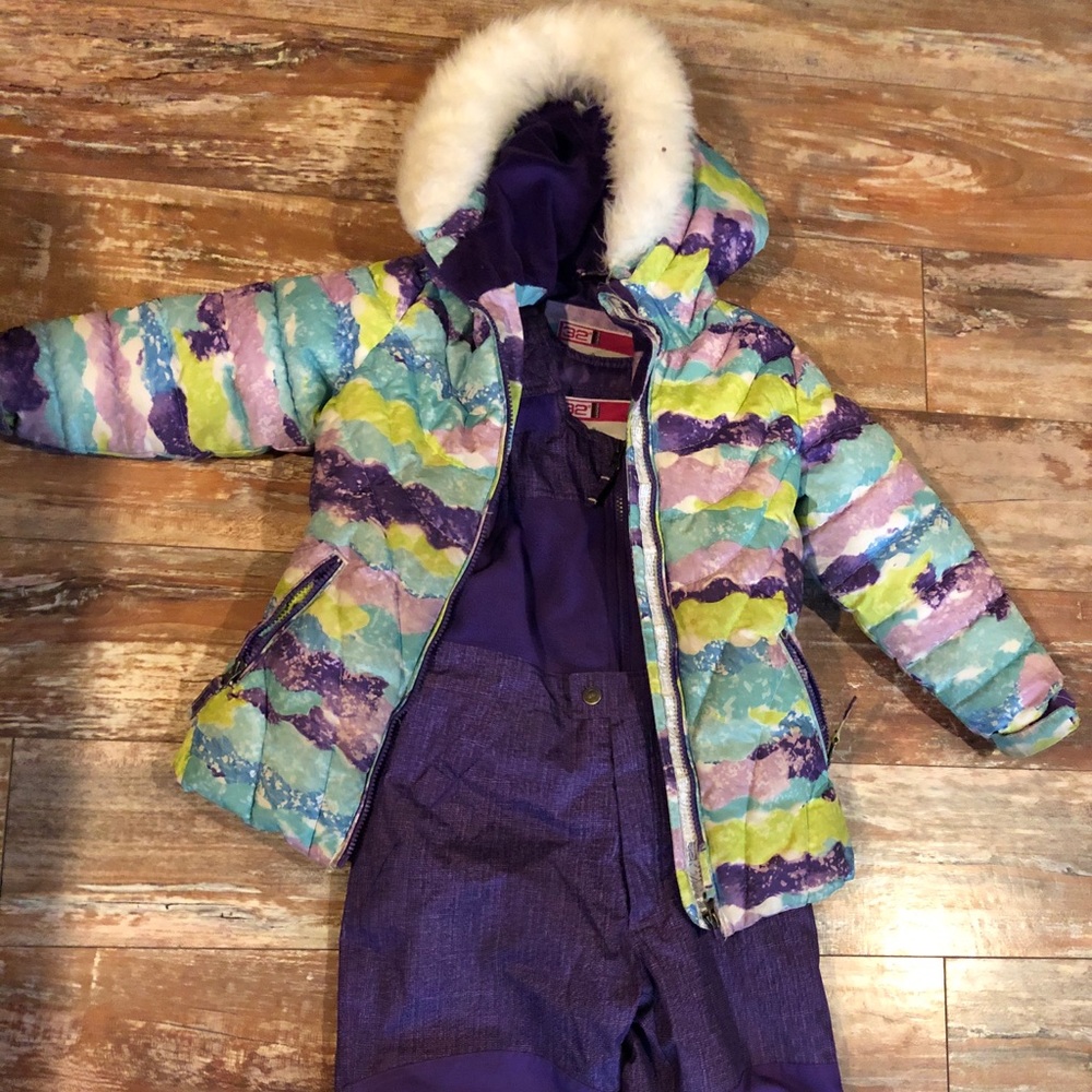 Girls 32° Snowsuit